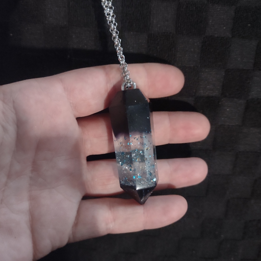 Epoxy resin crystal pendant